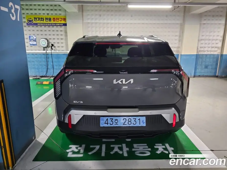 Kia EV3 2026 1.0 автомат (гидро), фото 7 Kia EV3 2026 1.0 автомат (гидро), фото 7