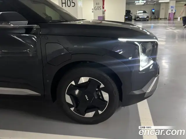 Kia EV5 2026 автомат (гидро), миниатюра 3