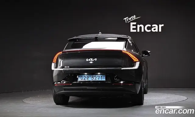 Kia EV6 2024 0.1 автомат (гидро), миниатюра 4 Kia EV6 2024 0.1 автомат (гидро), миниатюра 4