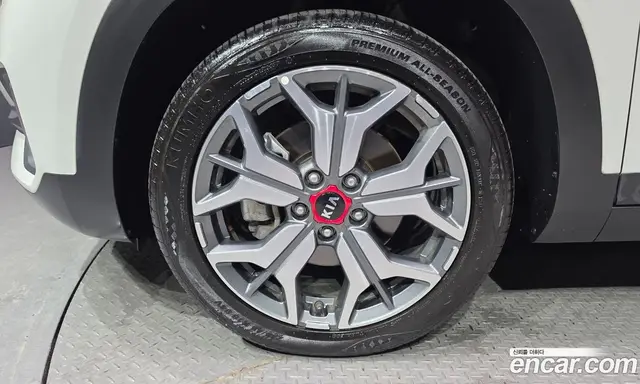 Kia Seltos 2020 1.6 автомат (гидро), миниатюра 5