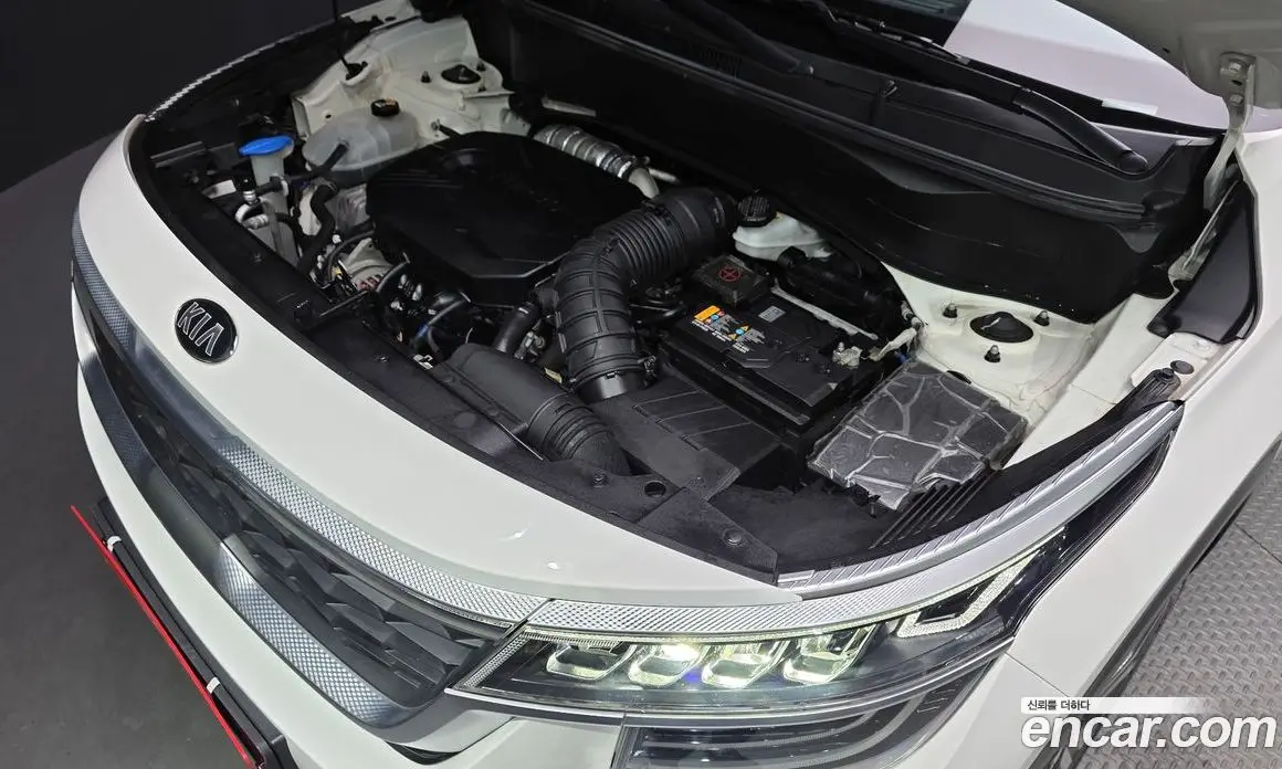 Kia Seltos 2020 1.6 автомат (гидро), фото 6