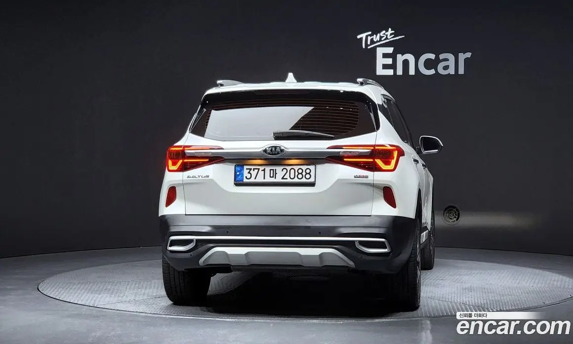 Kia Seltos 2020 1.6 автомат (гидро), фото 4