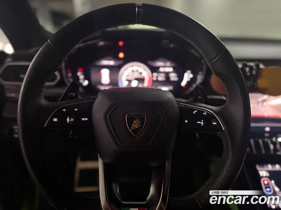 Lamborghini Urus 2021 4.0 автомат (гидро), фото 5 Lamborghini Urus 2021 4.0 автомат (гидро), фото 5