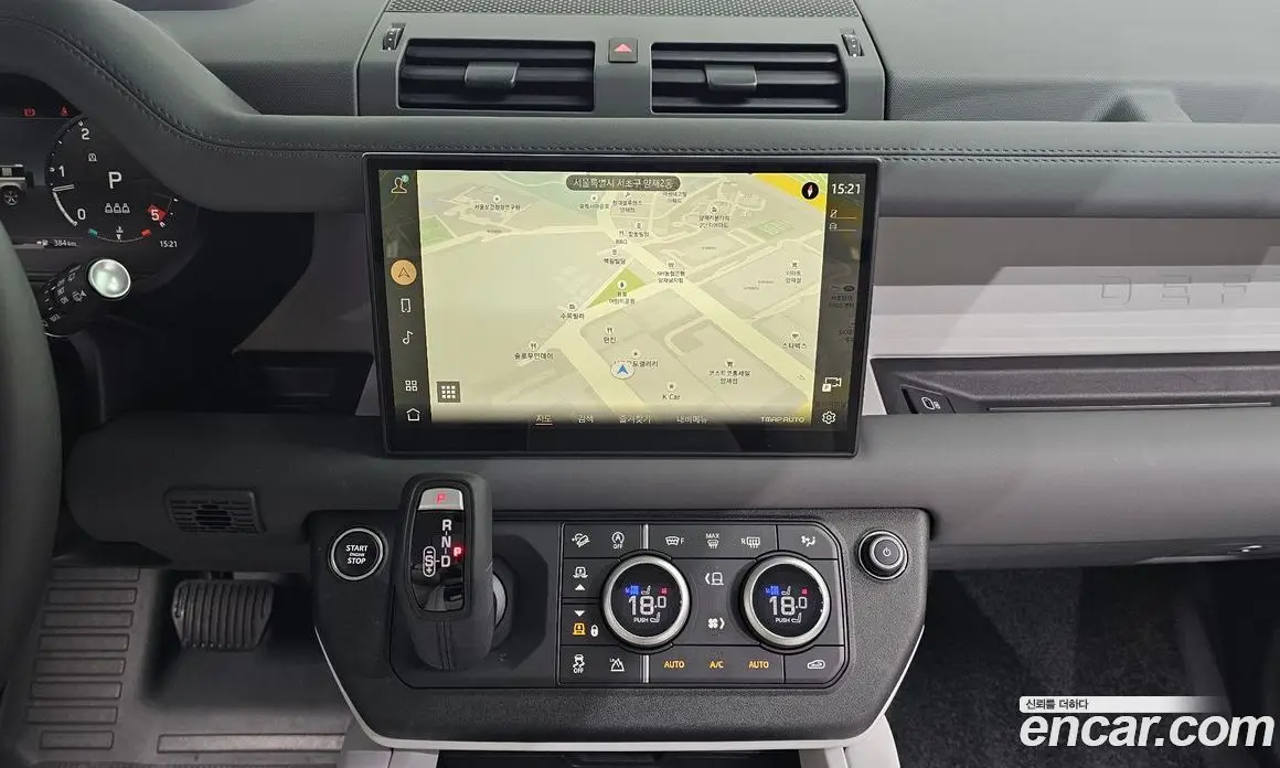 Land Rover Defender 2025 3.0 автомат (гидро), фото 15