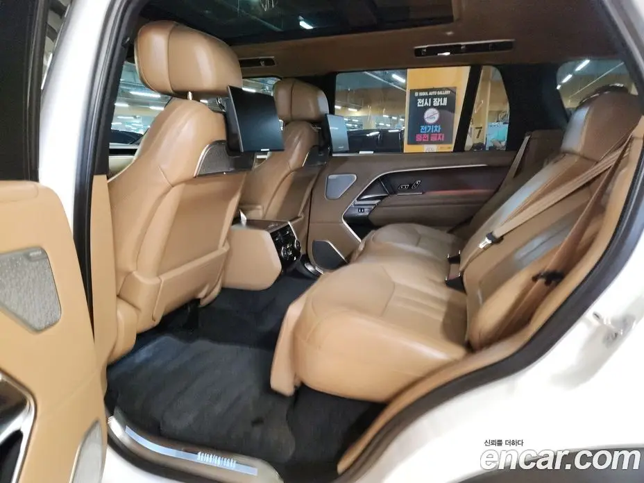 Land Rover Range Rover 2024 4.4 автомат (гидро), фото 7 Land Rover Range Rover 2024 4.4 автомат (гидро), фото 7