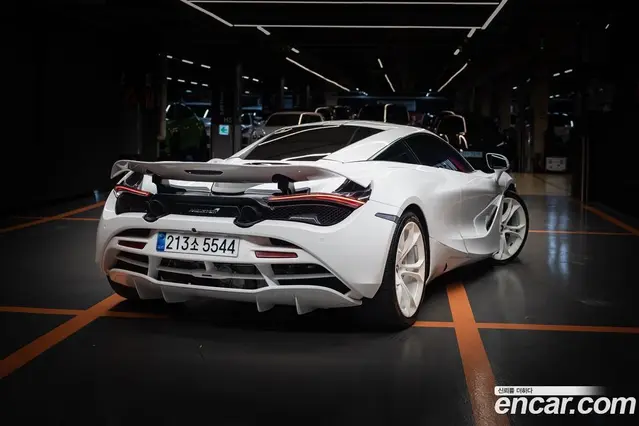 McLaren 720S 2017 4.0 автомат (гидро), миниатюра 4