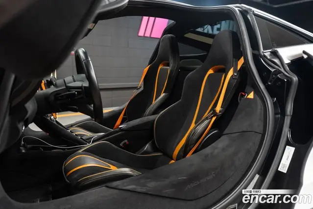 McLaren 720S 2017 4.0 автомат (гидро), миниатюра 6