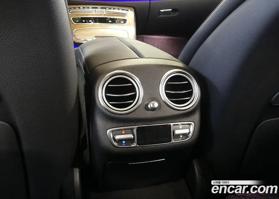 Mercedes-Benz E-Class 2021 2.0 автомат (гидро), фото 19