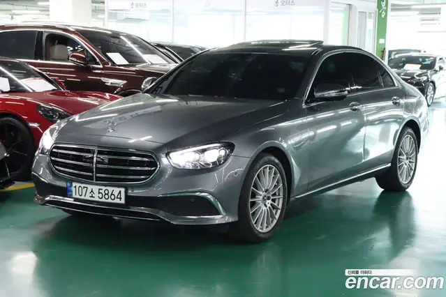 Mercedes-Benz E-Class 2023 2.0 автомат (гидро), миниатюра 2 Mercedes-Benz E-Class 2023 2.0 автомат (гидро), миниатюра 2