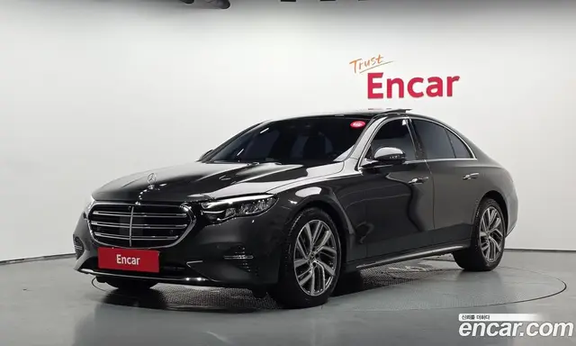 Mercedes-Benz E-Class, 2024, 13 635 км