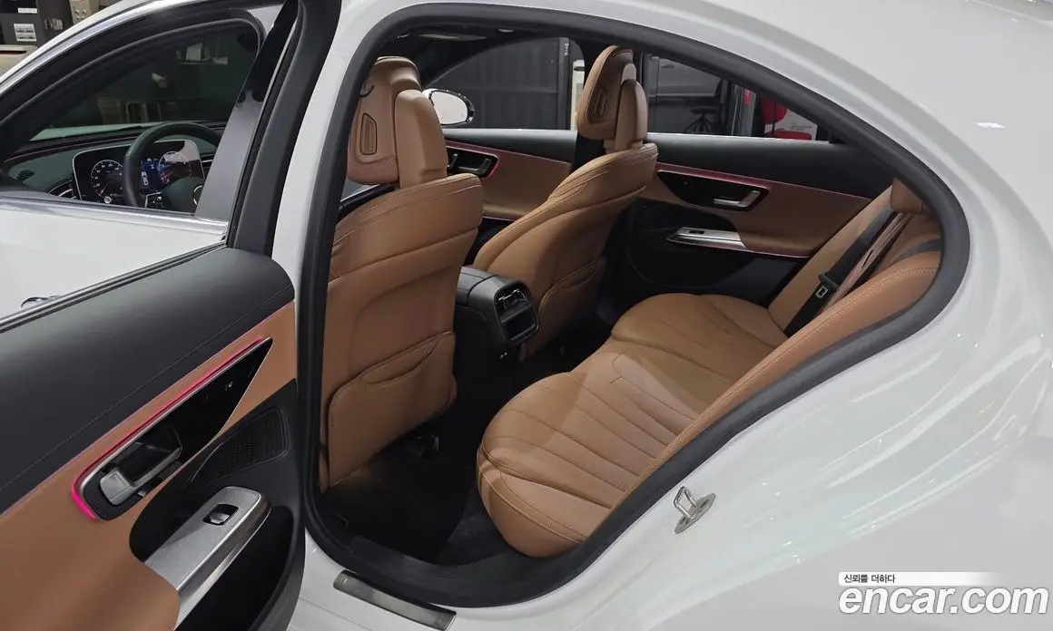 Mercedes-Benz E-Class 2025 2.0 автомат (гидро), фото 11