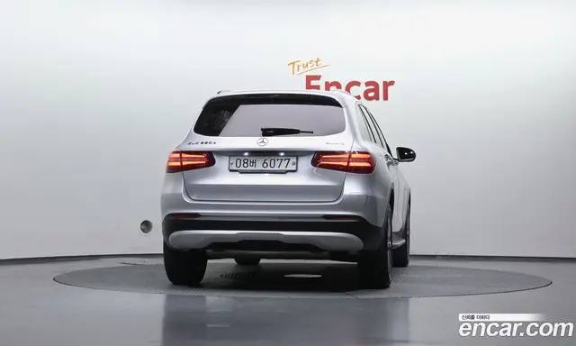 Mercedes-Benz GLC-Class 2019 2.0 автомат (гидро), миниатюра 3