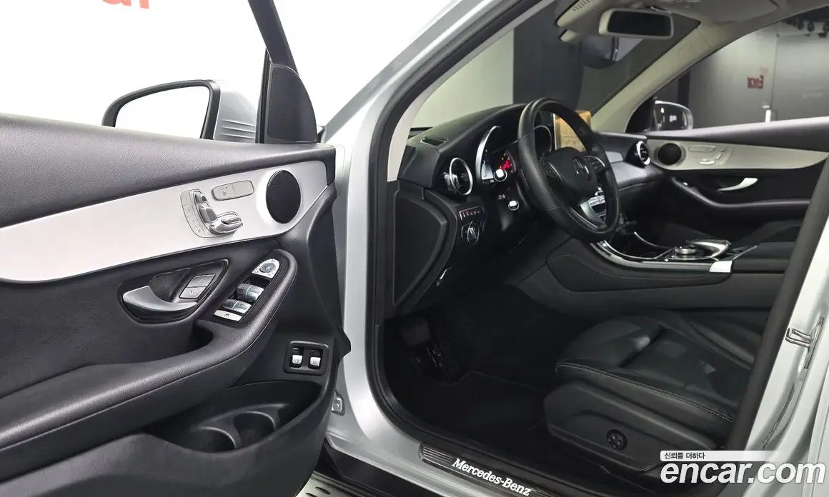 Mercedes-Benz GLC-Class 2019 2.0 автомат (гидро), фото 9
