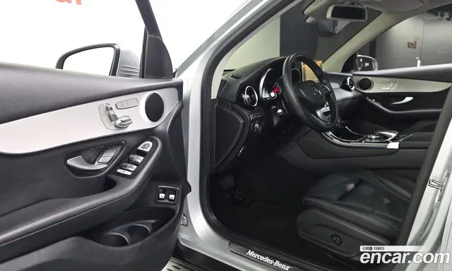 Mercedes-Benz GLC-Class 2019 2.0 автомат (гидро), миниатюра 9