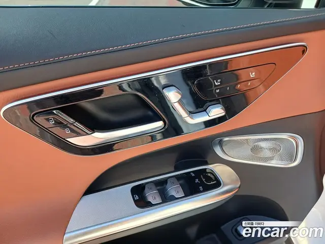 Mercedes-Benz GLC-Class 2024 2.0 автомат (гидро), миниатюра 11 Mercedes-Benz GLC-Class 2024 2.0 автомат (гидро), миниатюра 11