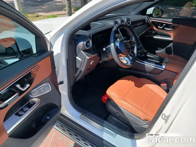 Mercedes-Benz GLC-Class 2024 2.0 автомат (гидро), миниатюра 8 Mercedes-Benz GLC-Class 2024 2.0 автомат (гидро), миниатюра 8