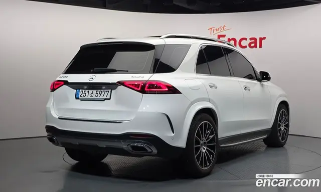Mercedes-Benz GLE-Class 2023 3.0 автомат (гидро), миниатюра 2 Mercedes-Benz GLE-Class 2023 3.0 автомат (гидро), миниатюра 2