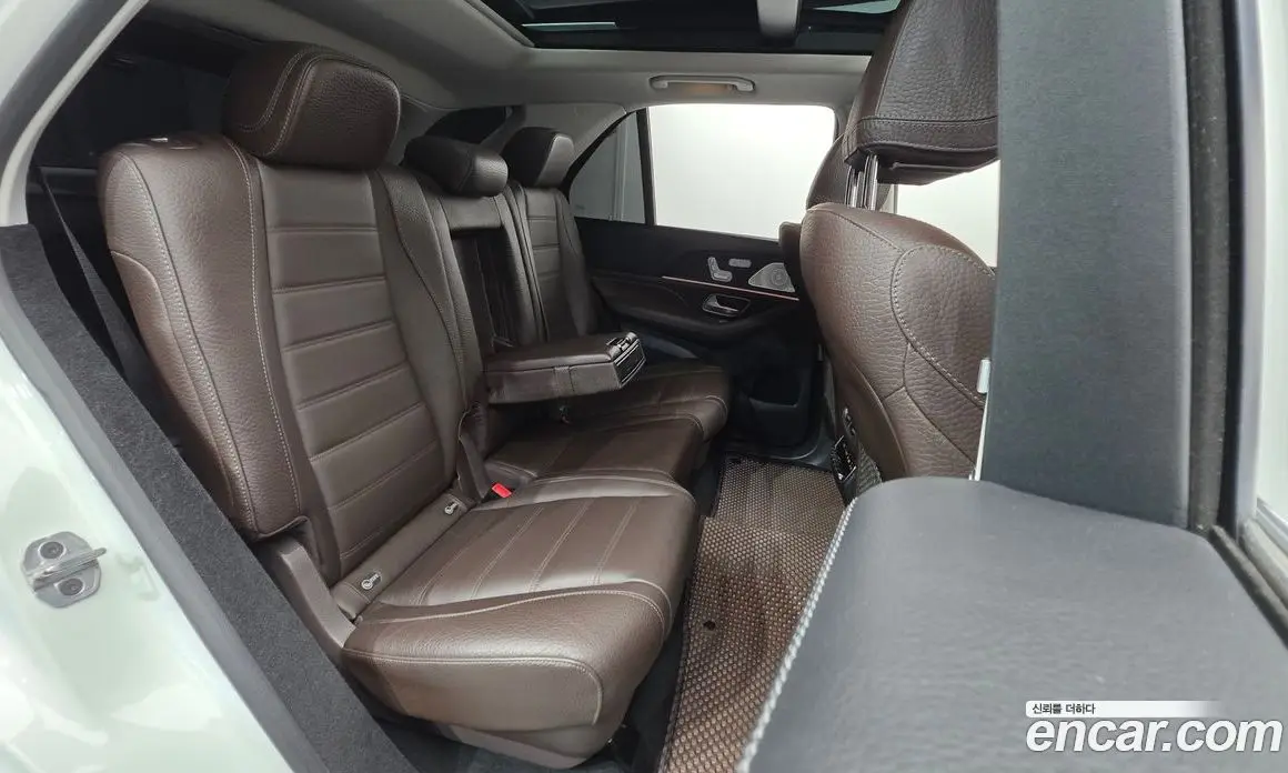 Mercedes-Benz GLE-Class 2023 3.0 автомат (гидро), фото 19 Mercedes-Benz GLE-Class 2023 3.0 автомат (гидро), фото 19