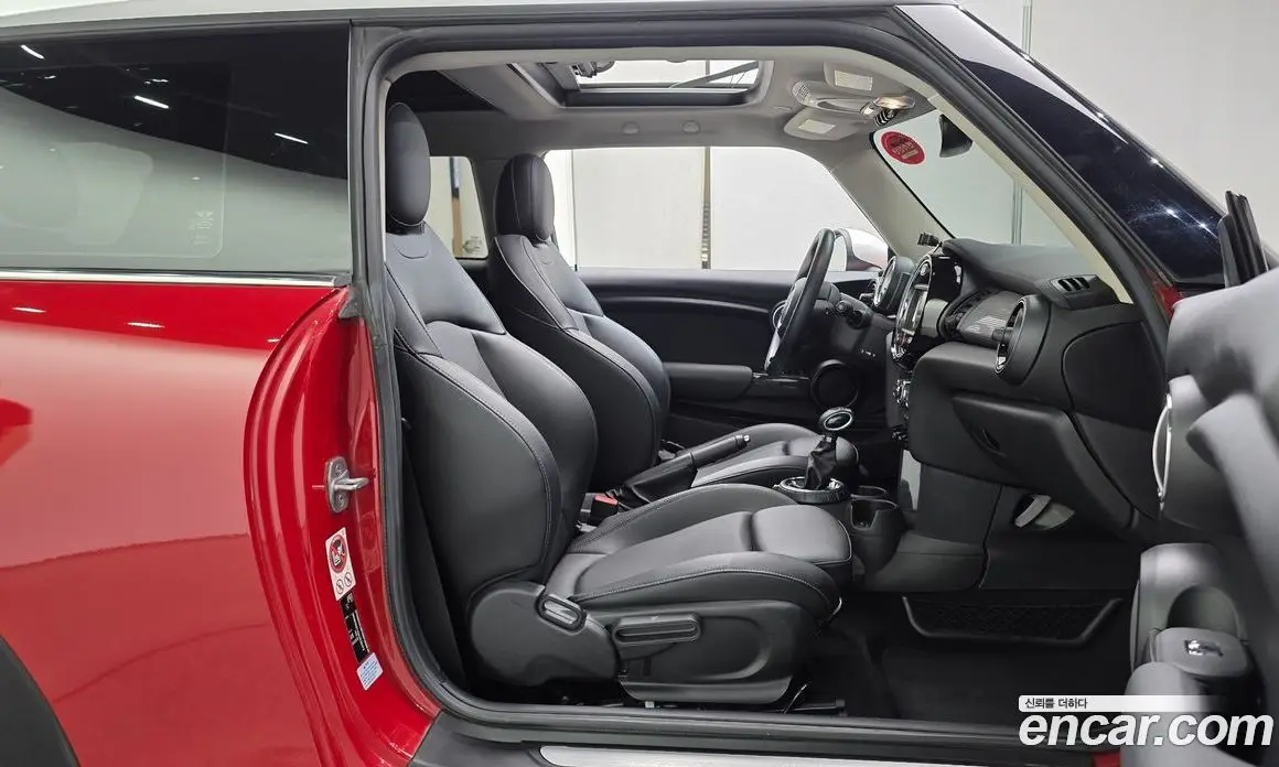 Mini Cooper 2016 1.5 автомат (гидро), фото 11