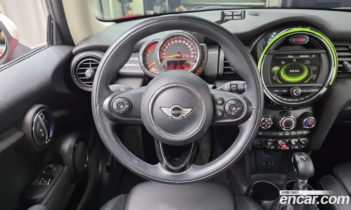 Mini Cooper 2016 1.5 автомат (гидро), фото 13