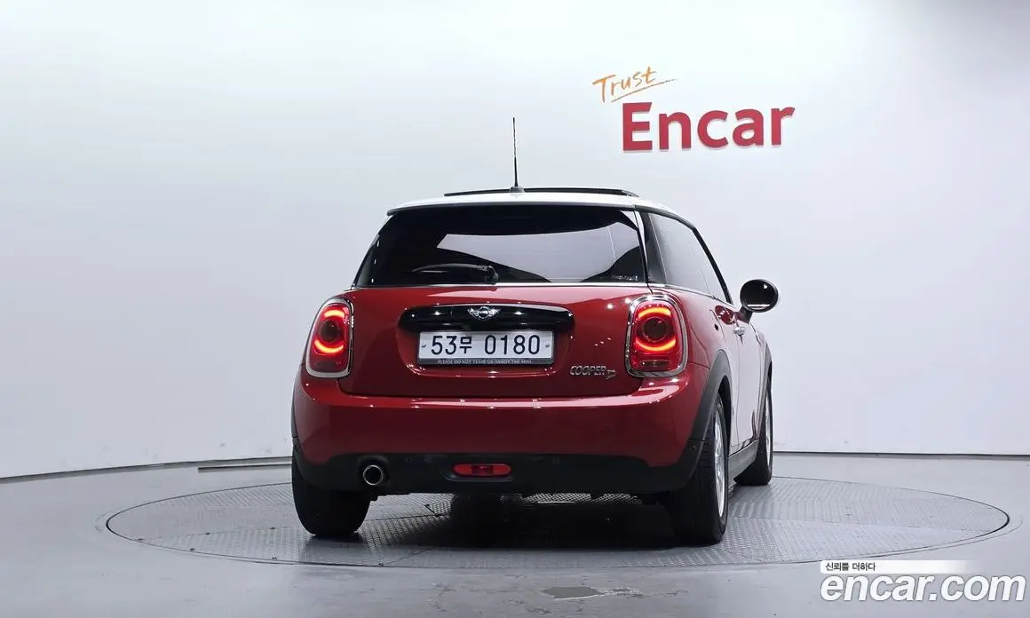 Mini Cooper 2016 1.5 автомат (гидро), фото 4