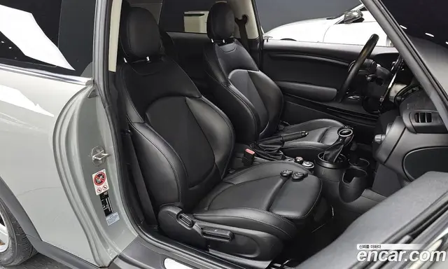 Mini Cooper 2017 1.5 автомат (гидро), миниатюра 11