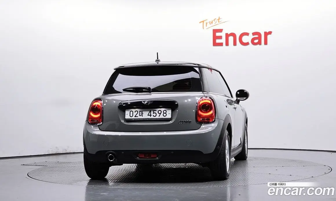 Mini Cooper 2017 1.5 автомат (гидро), фото 4