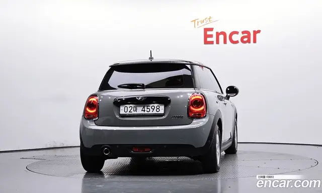 Mini Cooper 2017 1.5 автомат (гидро), миниатюра 4