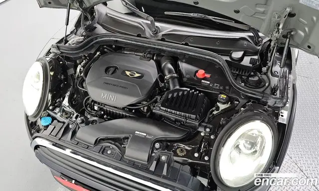 Mini Cooper 2017 1.5 автомат (гидро), миниатюра 6