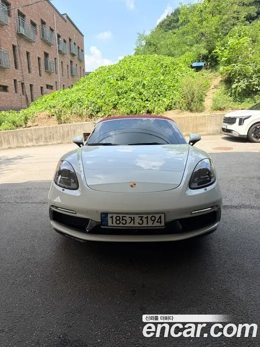 Porsche 718 2018 2.0 автомат (гидро), фото 3 Porsche 718 2018 2.0 автомат (гидро), фото 3