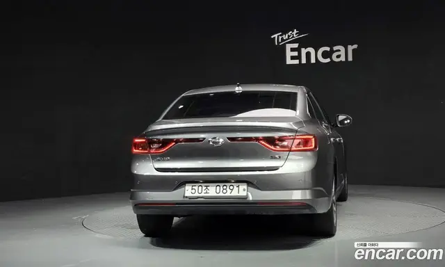 Renault (Samsung) SM6 2016 2.0 автомат (гидро), миниатюра 4 Renault (Samsung) SM6 2016 2.0 автомат (гидро), миниатюра 4