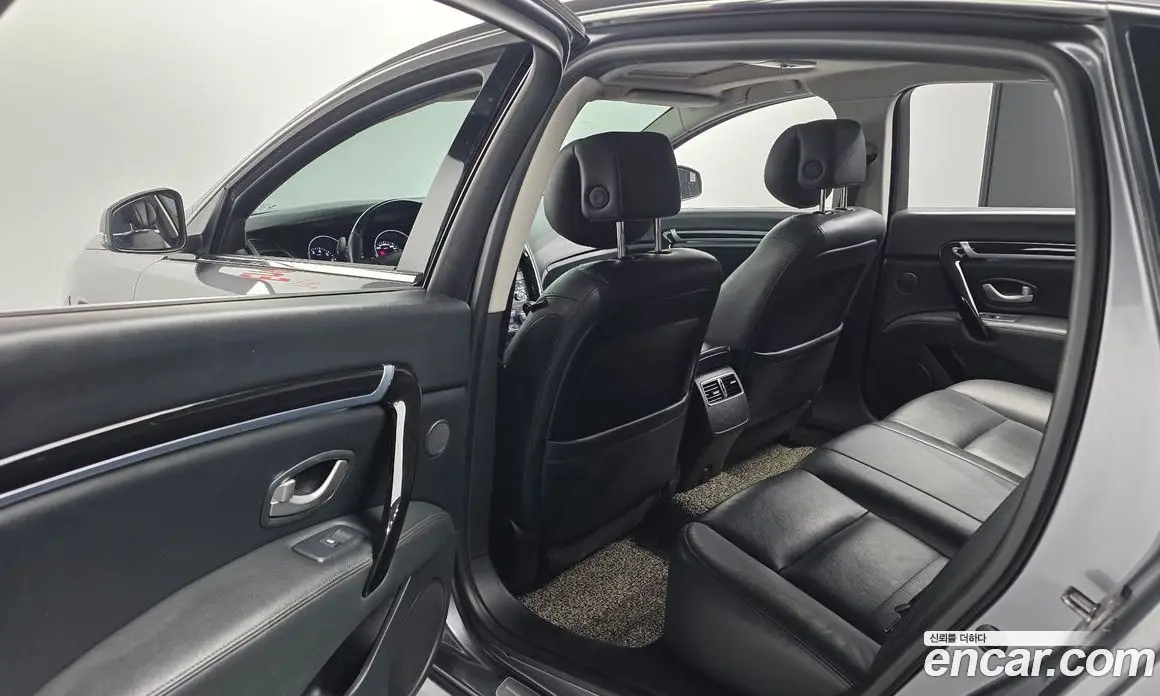 Renault (Samsung) SM7 2017 2.5 автомат (гидро), фото 17 Renault (Samsung) SM7 2017 2.5 автомат (гидро), фото 17