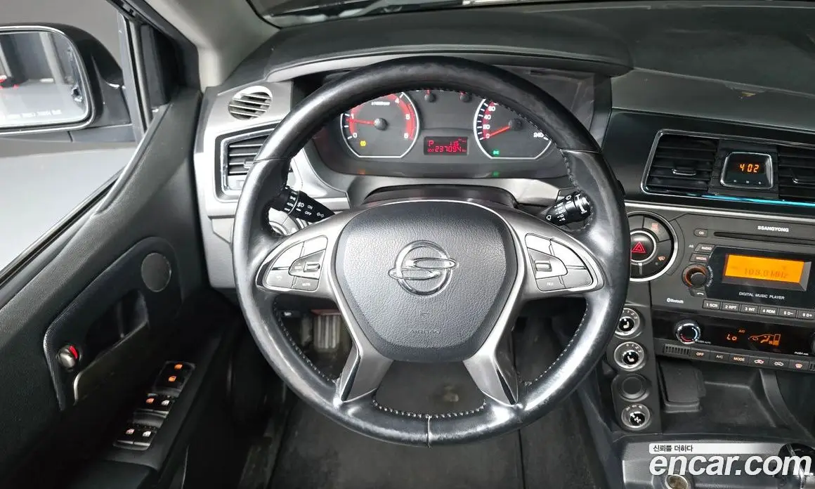 SsangYong Korando 2016 2.2 автомат (гидро), фото 12