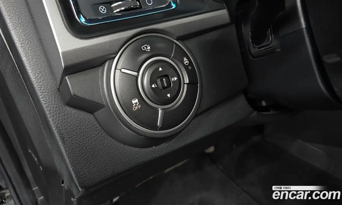SsangYong Korando 2016 2.2 автомат (гидро), фото 18