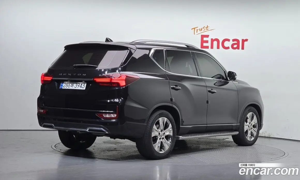 SsangYong Rexton 2021 2.2 автомат (гидро), фото 2 SsangYong Rexton 2021 2.2 автомат (гидро), фото 2