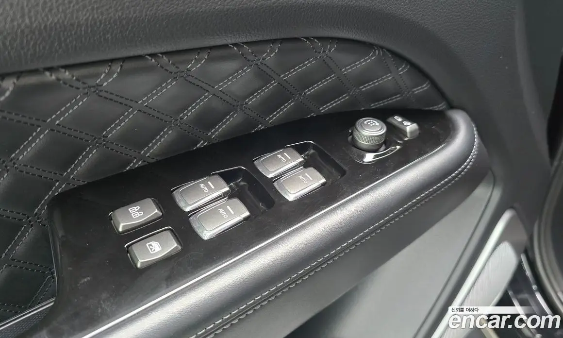 SsangYong Rexton 2021 2.2 автомат (гидро), фото 14 SsangYong Rexton 2021 2.2 автомат (гидро), фото 14
