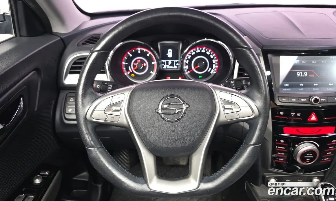SsangYong TIBOLI 2016 1.6 автомат (гидро), фото 13