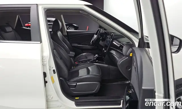 SsangYong TIBOLI 2020 1.5 автомат (гидро), миниатюра 12