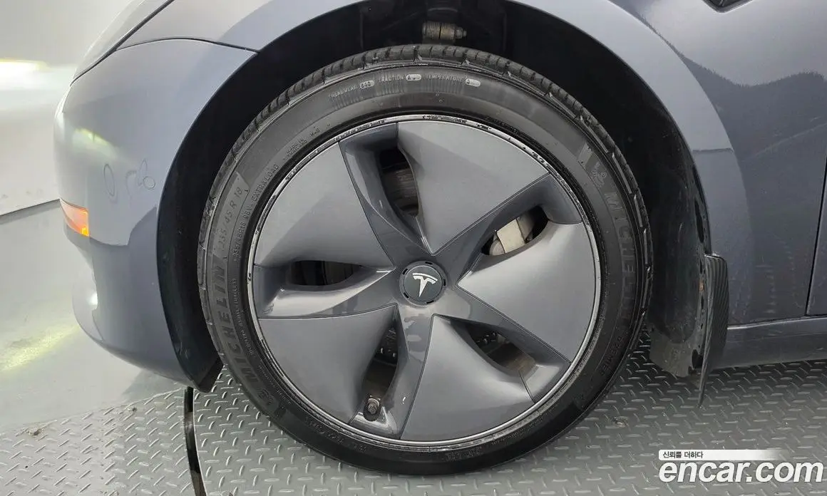 Tesla Model 3 2022 0.2 автомат (гидро), фото 5