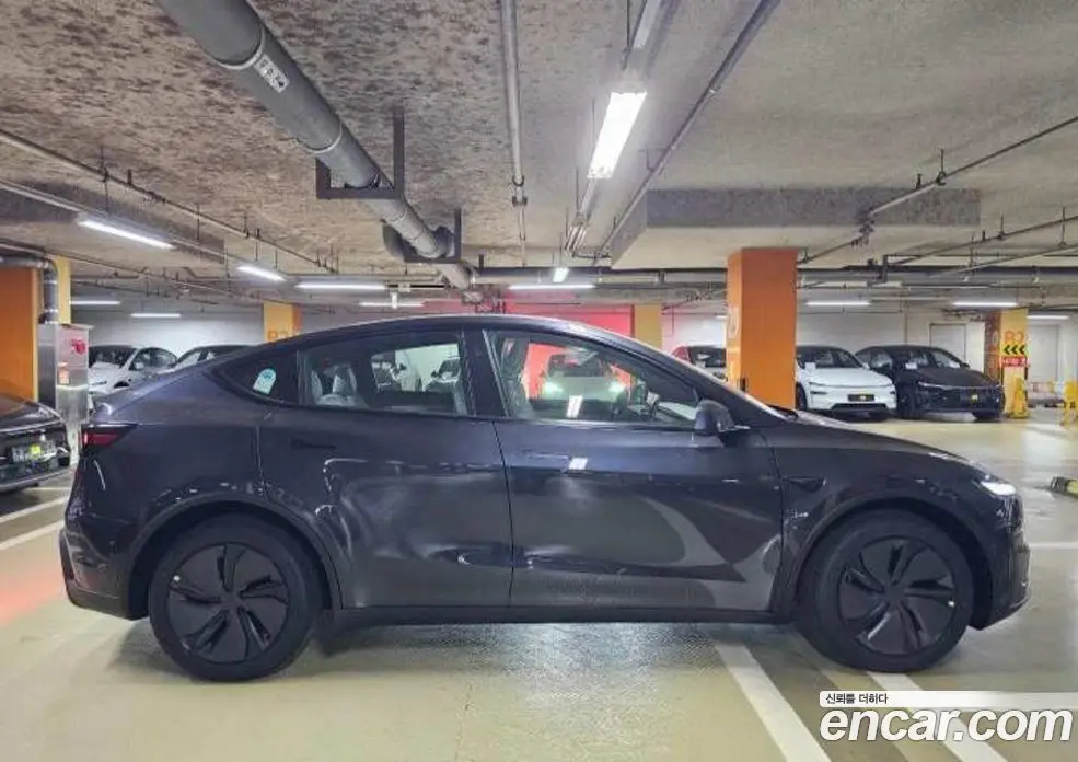 Tesla Model Y 2026 0.1 автомат (гидро), фото 12 Tesla Model Y 2026 0.1 автомат (гидро), фото 12