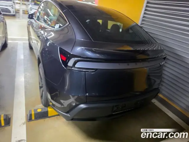Tesla Model Y 2026 0.2 автомат (гидро), миниатюра 2