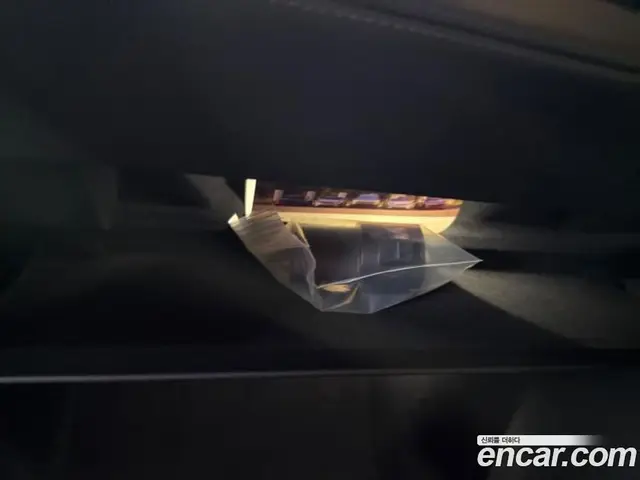 Tesla Model Y 2026 0.2 автомат (гидро), миниатюра 8