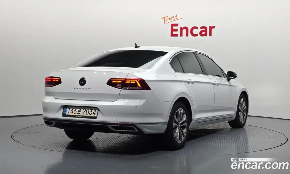 Volkswagen Passat 2022 2.0 автомат (гидро), фото 2 Volkswagen Passat 2022 2.0 автомат (гидро), фото 2