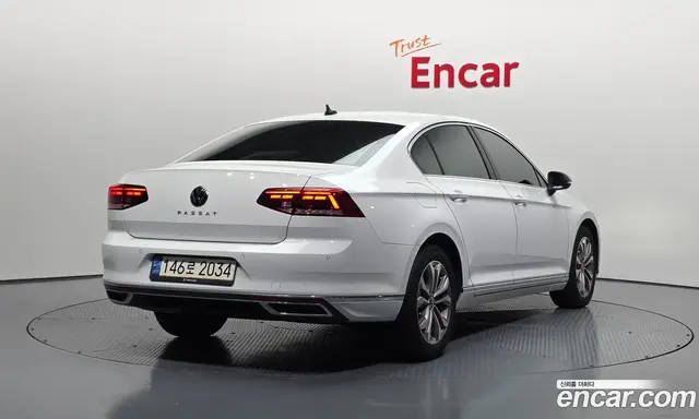 Volkswagen Passat 2022 2.0 автомат (гидро), миниатюра 2 Volkswagen Passat 2022 2.0 автомат (гидро), миниатюра 2