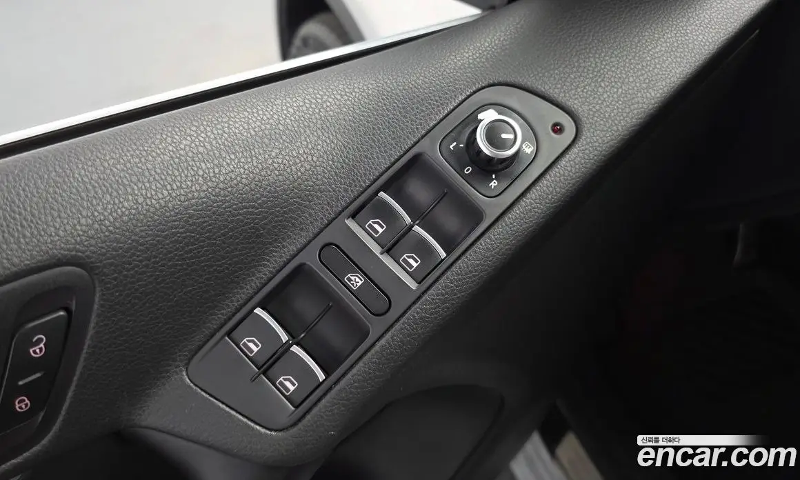 Volkswagen Tiguan 2013 2.0 автомат (гидро), фото 19