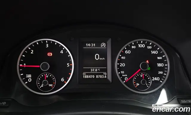 Volkswagen Tiguan 2013 2.0 автомат (гидро), миниатюра 8