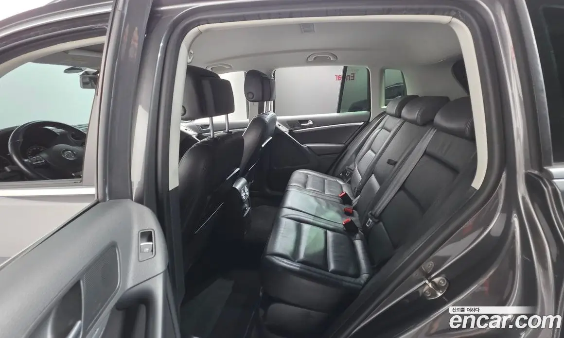 Volkswagen Tiguan 2014 2.0 автомат (гидро), фото 18