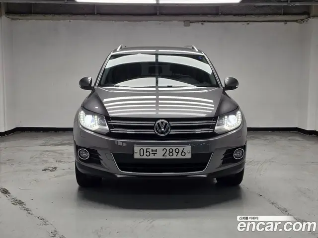 Volkswagen Tiguan 2014 2.0 автомат (гидро), миниатюра 3 Volkswagen Tiguan 2014 2.0 автомат (гидро), миниатюра 3