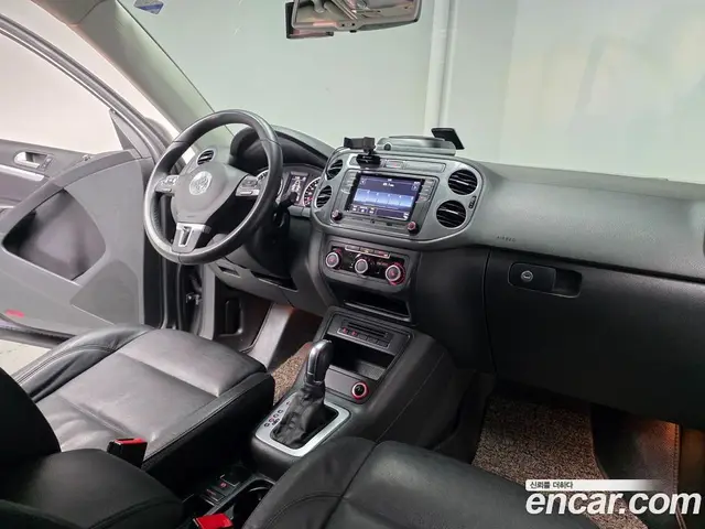 Volkswagen Tiguan 2014 2.0 автомат (гидро), миниатюра 6 Volkswagen Tiguan 2014 2.0 автомат (гидро), миниатюра 6