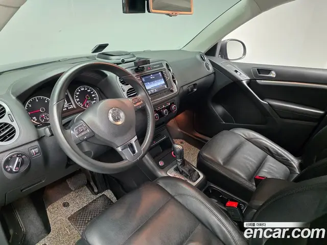 Volkswagen Tiguan 2014 2.0 автомат (гидро), миниатюра 9 Volkswagen Tiguan 2014 2.0 автомат (гидро), миниатюра 9
